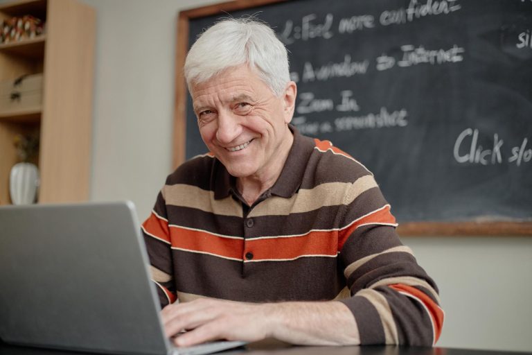 The Medicare Mistake Many Seniors Make โ Waiting Too Long to Review Their Options